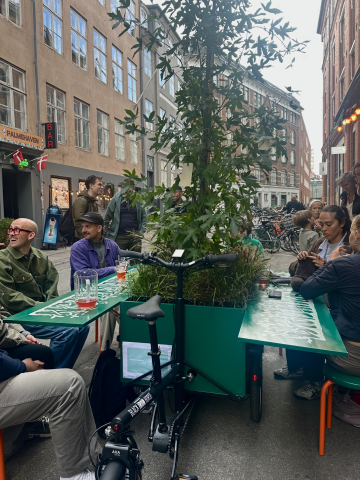 outdoor dining in copenhagen