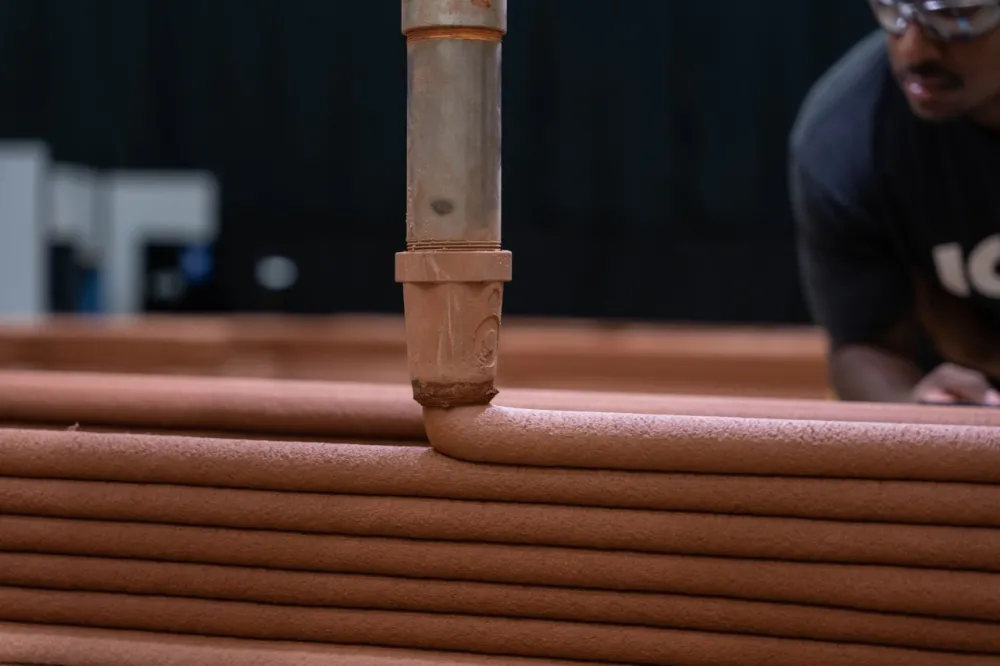 Extruding Lavacrete from Vulcan Printer