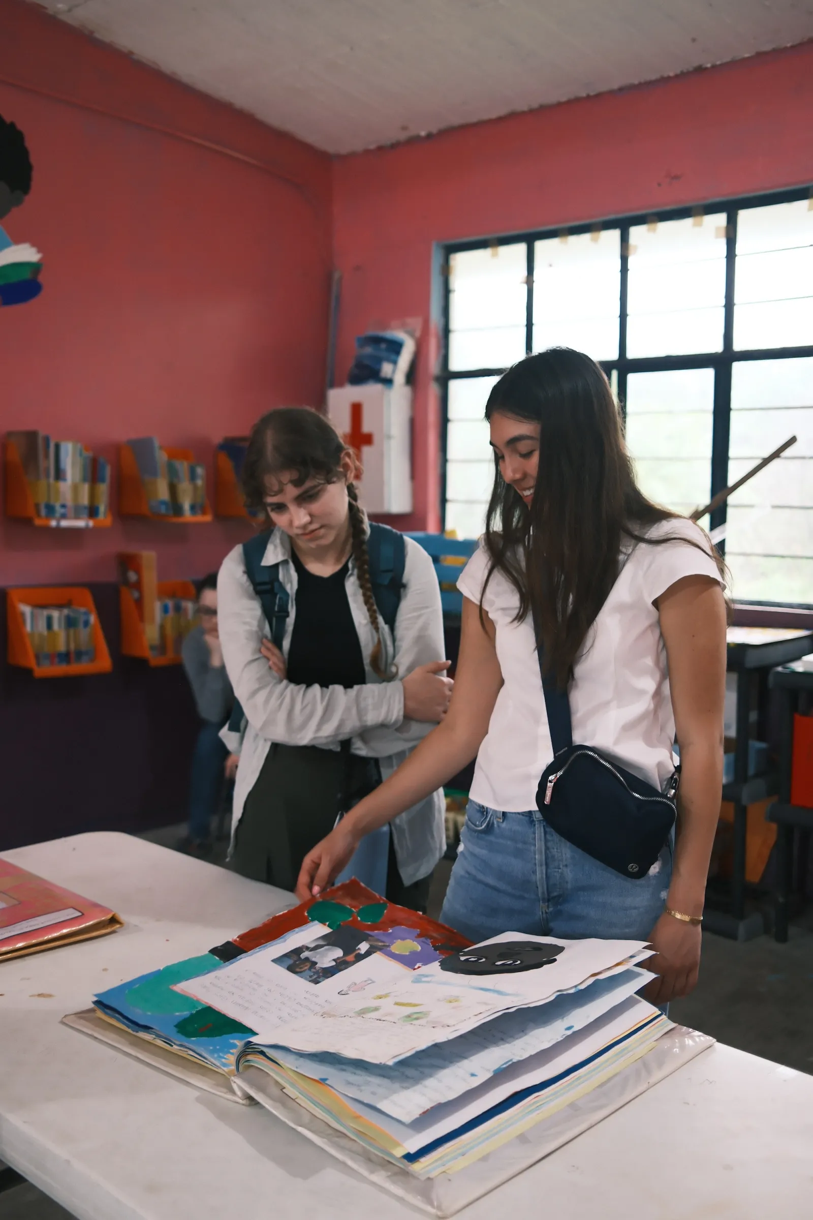 students engaging with the Oaxacan community