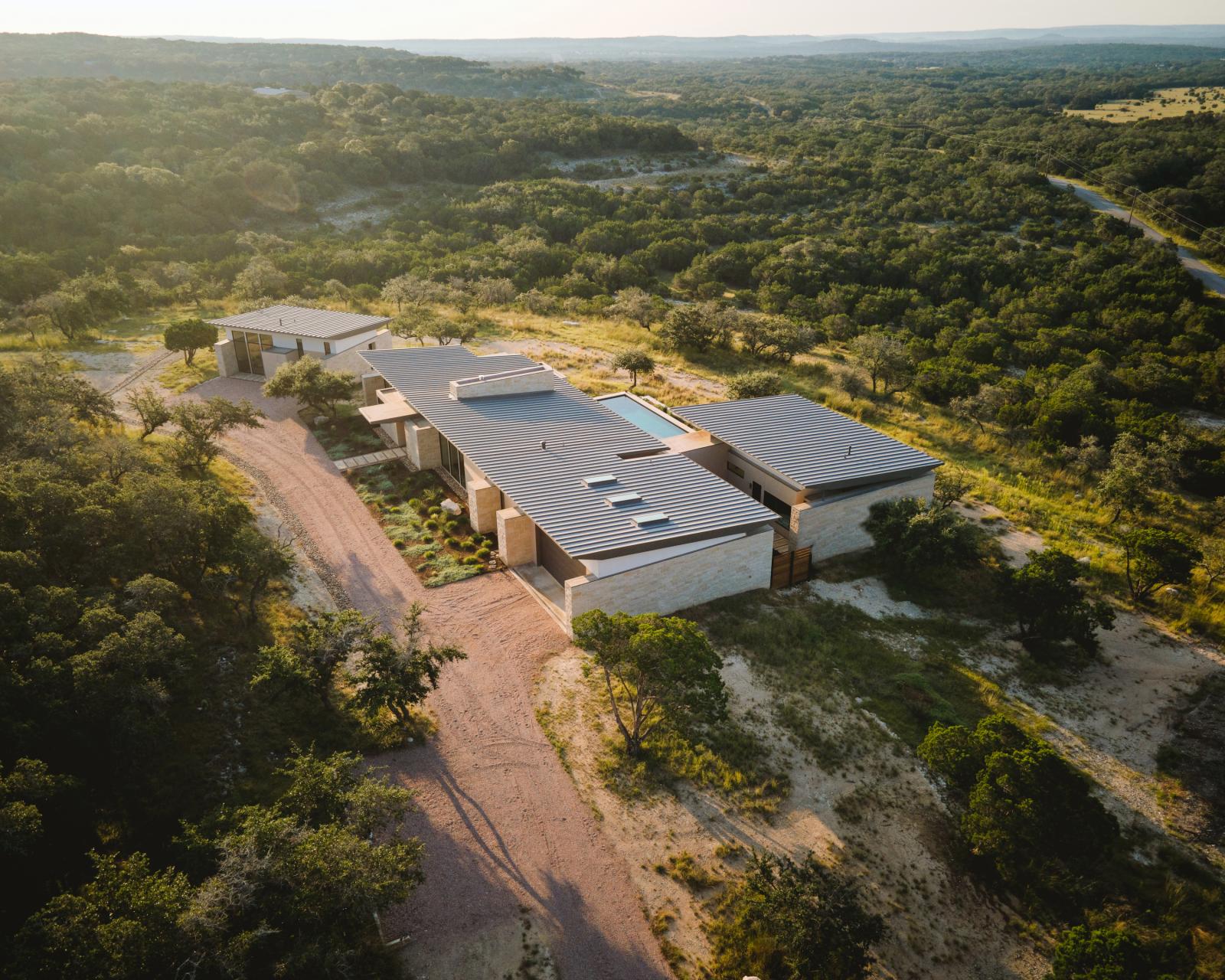 Mount Sharp Residence by Matt Fajkus Architecture; Photo by Leonid Furmansky.
