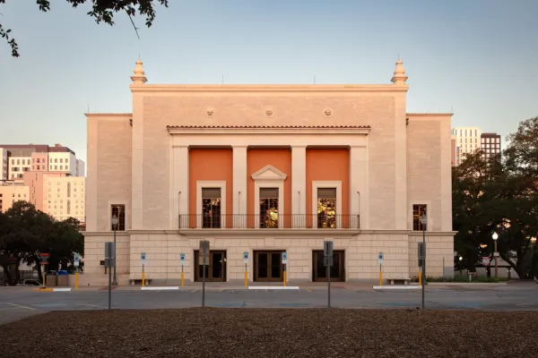 Exterior of Hogg Memorial Auditorium