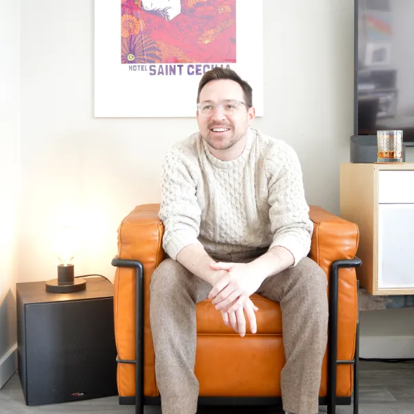 Headshot of Interior Design alumus Cory Olsen