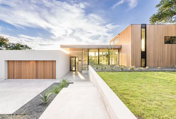 MF Architecture's Bracketed Space House